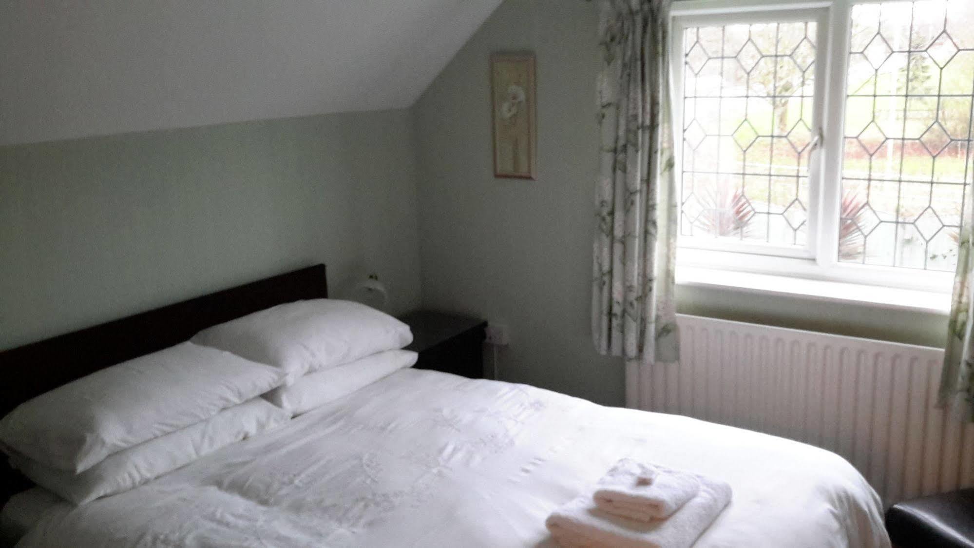 The School House Bed & Breakfast Warrington  Exterior photo